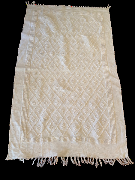 Mixed White / Cream Rugs